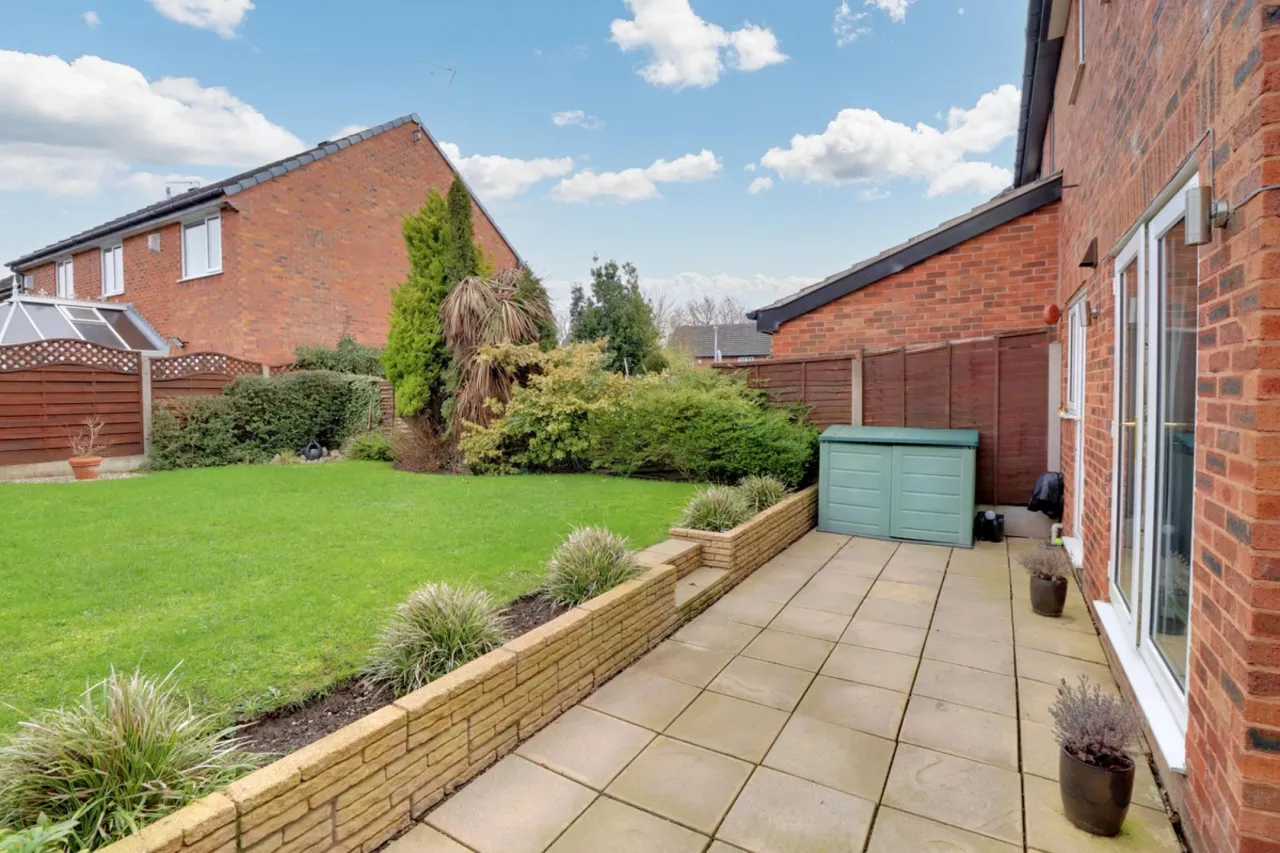 Hertford Close, Congleton, photo 23