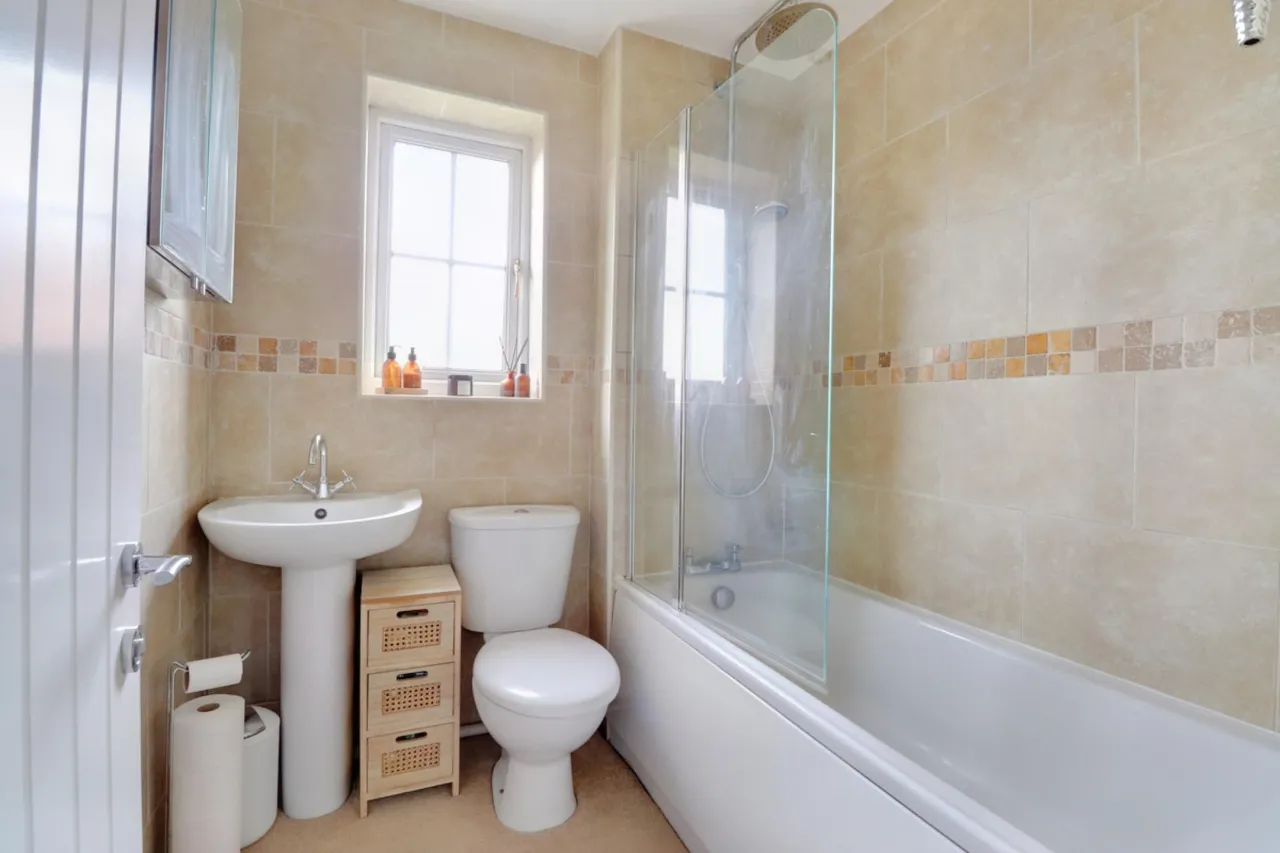 Hertford Close, Congleton, photo 19