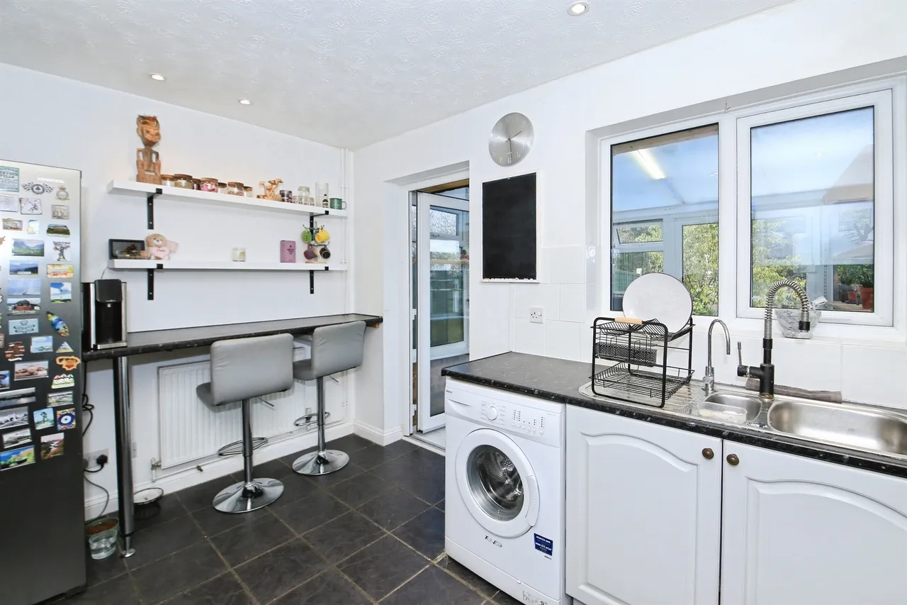 Heatherdale Close, Farcet, PE7, photo 4