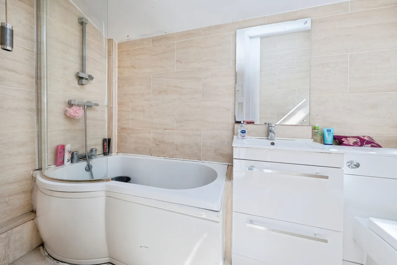 Iddesleigh Road, Bedford, MK40, photo 13