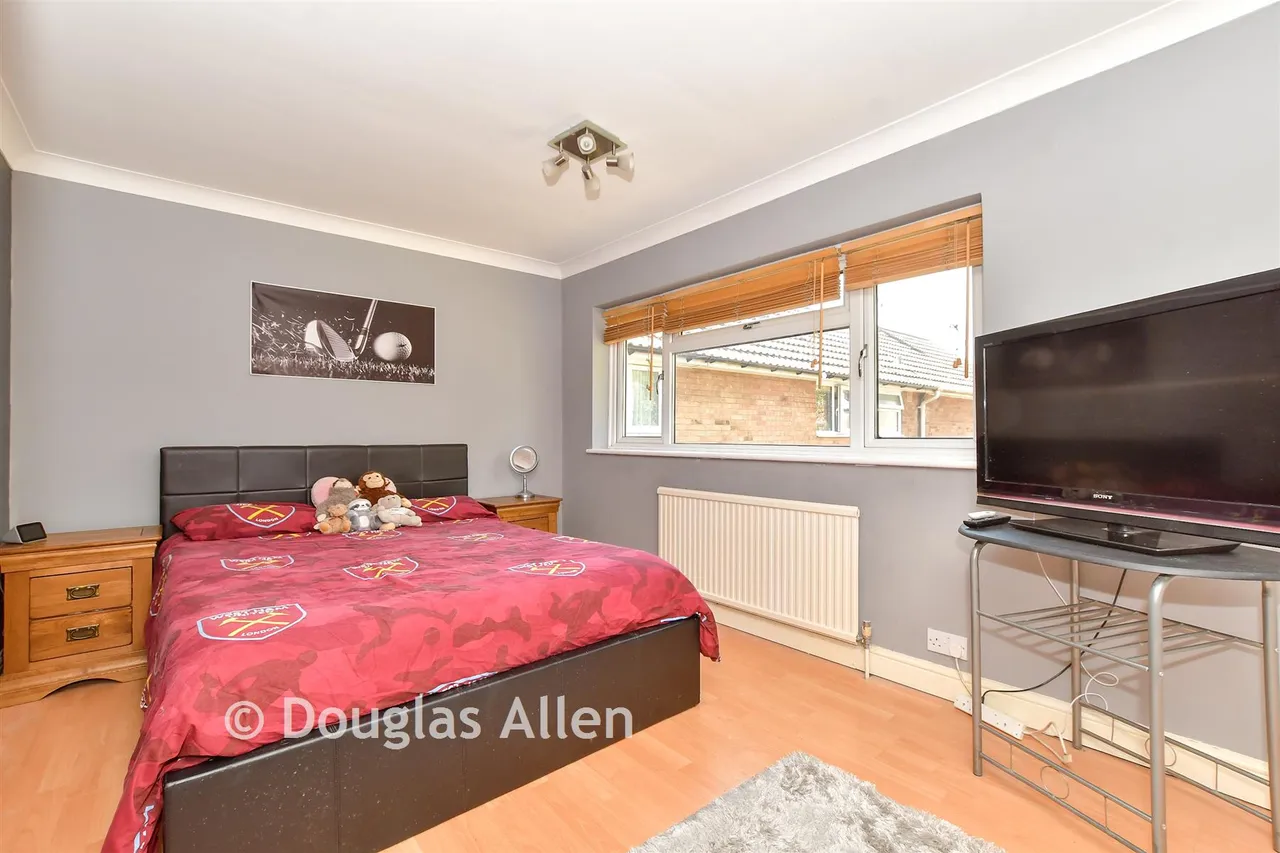 Waldringfield, Basildon, SS14, photo 16