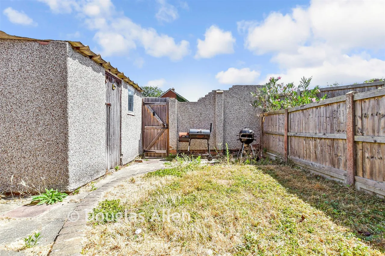Waldringfield, Basildon, SS14, photo 9