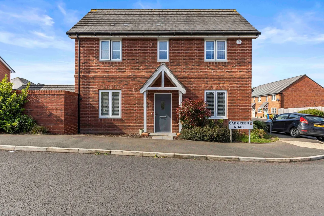3 bed house for sale — Oak Green Road, Lowton, Warrington, Warrington, WA3 2UH