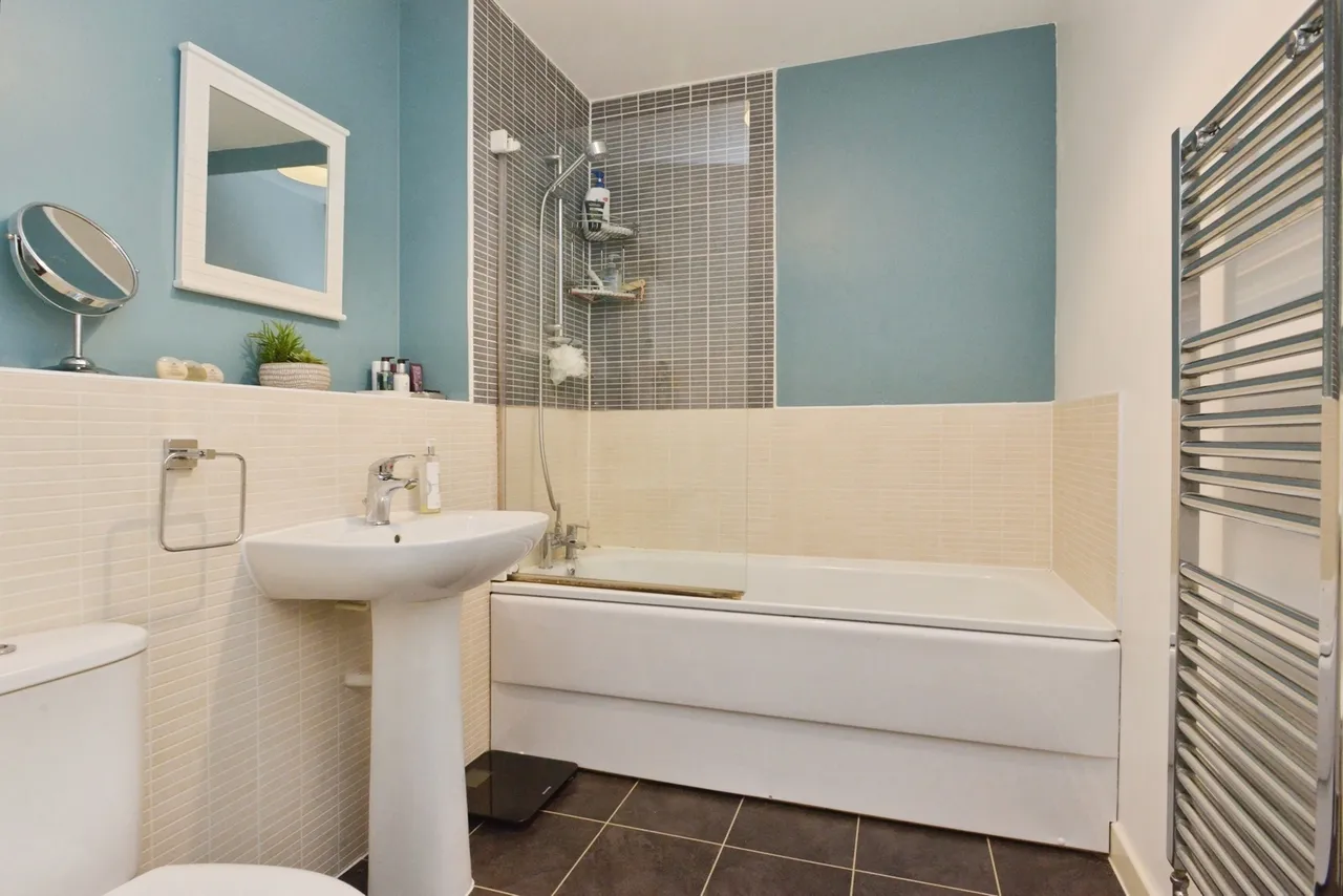 Wodell Drive, Wolverton, MK12, photo 16