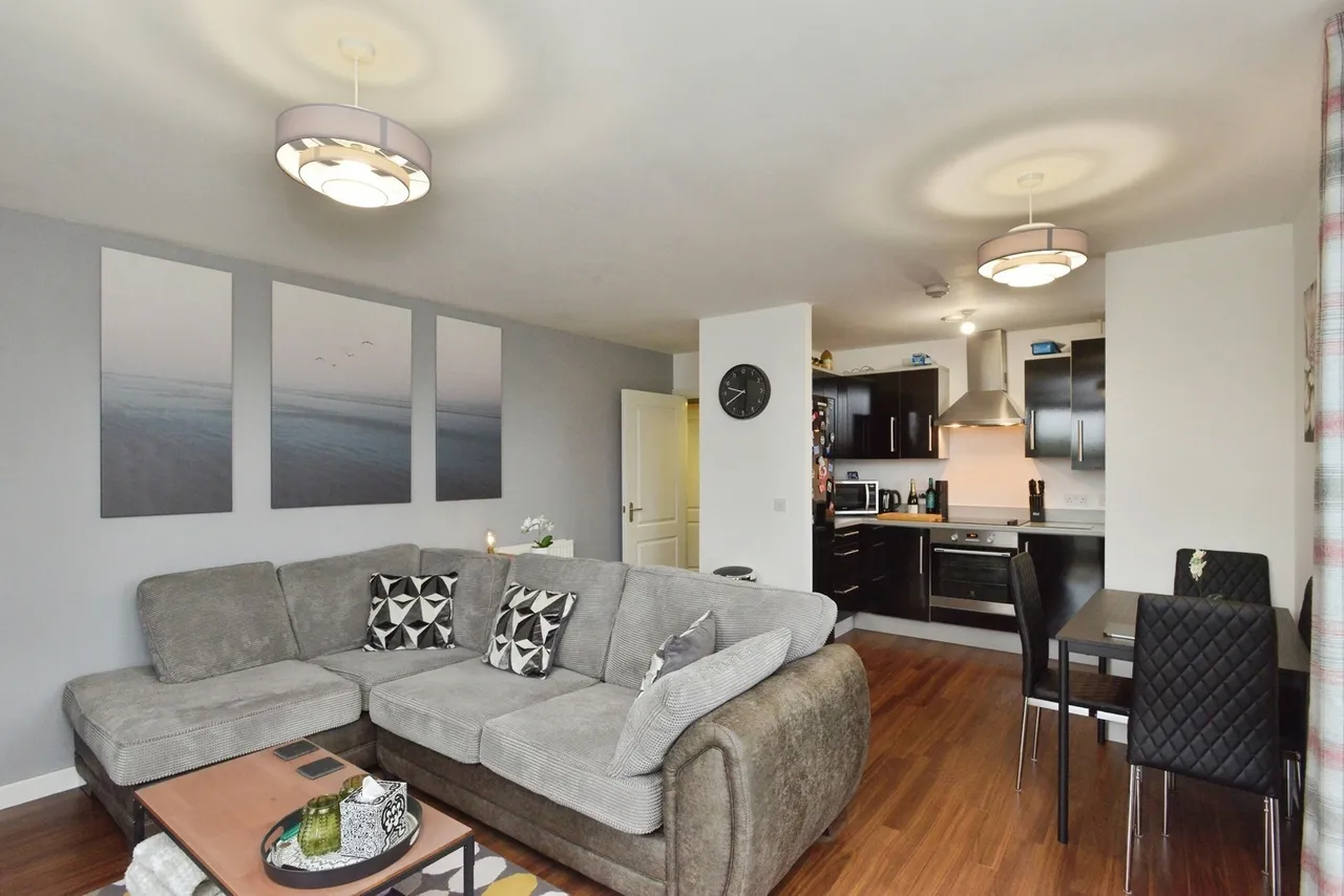 Wodell Drive, Wolverton, MK12, photo 3