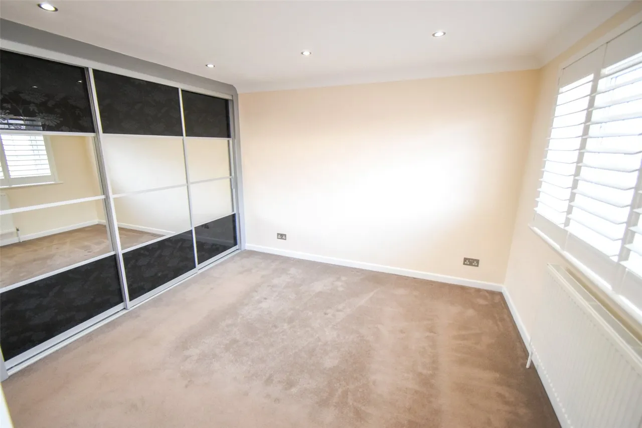 Bell Meadow Road, Hook, Hampshire, RG27 9HJ, photo 13