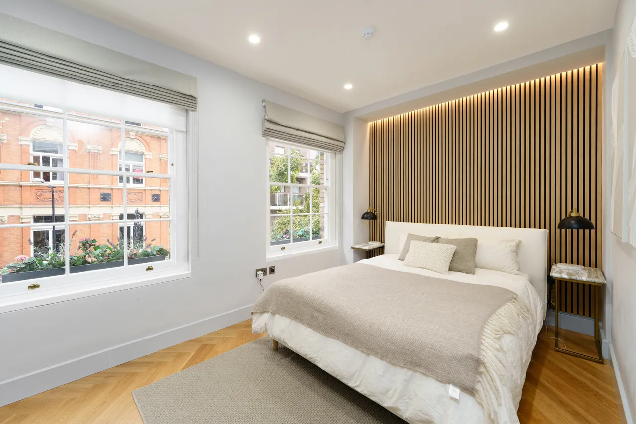 Windmill Street, Marylebone, W1T, photo 3