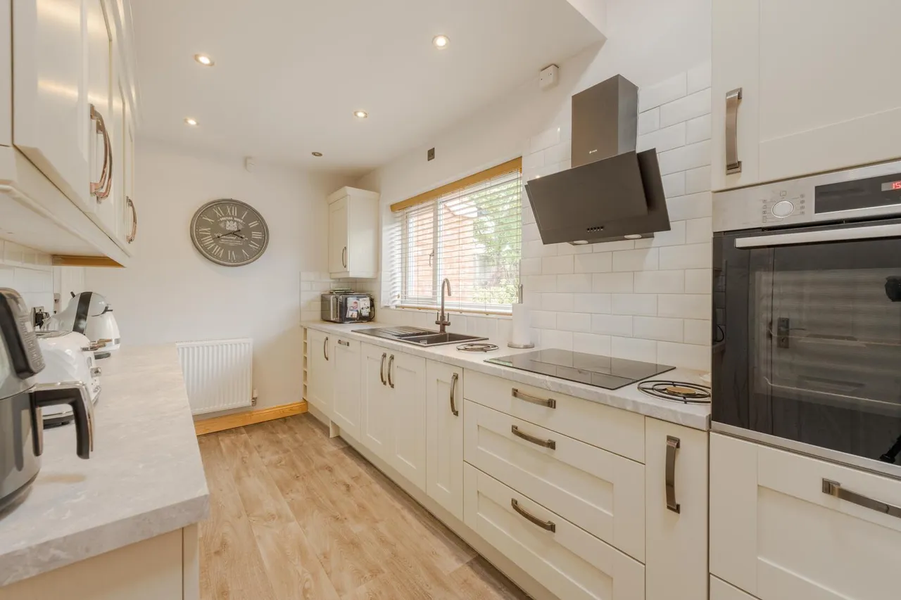 Carlton Avenue, Stourbridge, photo 10