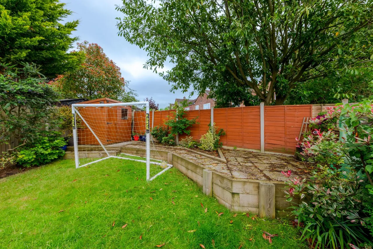Carlton Avenue, Stourbridge, photo 32