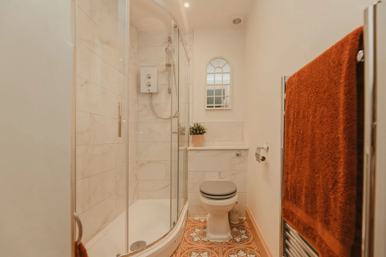 Christchurch Street West, Frome, BA11, photo 11