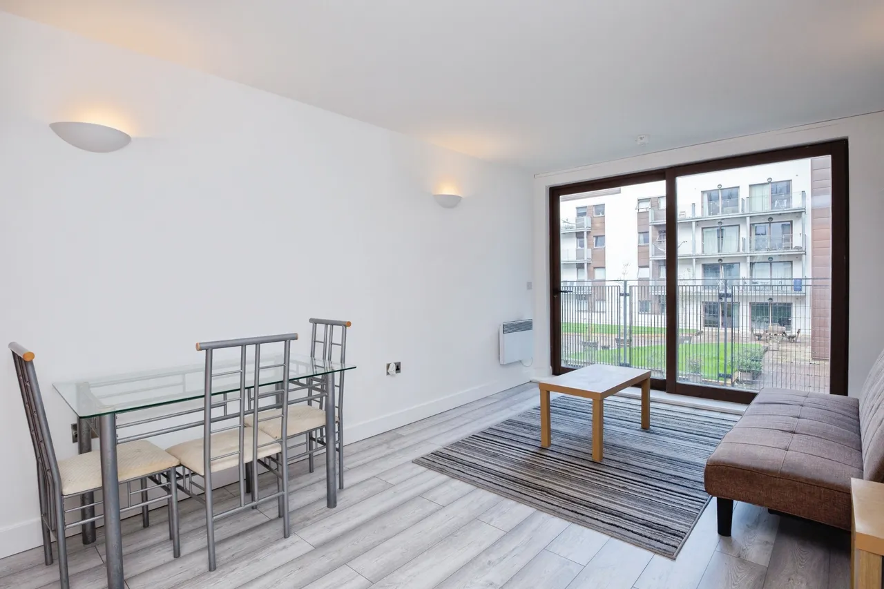 1 Isaac Way, Manchester, photo 2