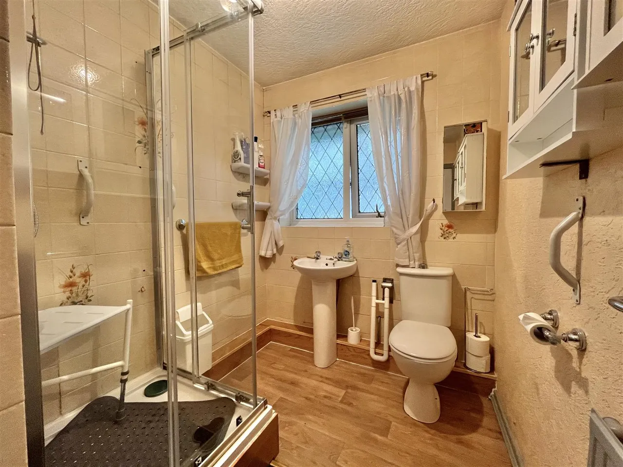 Holly Bank, Hollingworth, SK14, photo 9