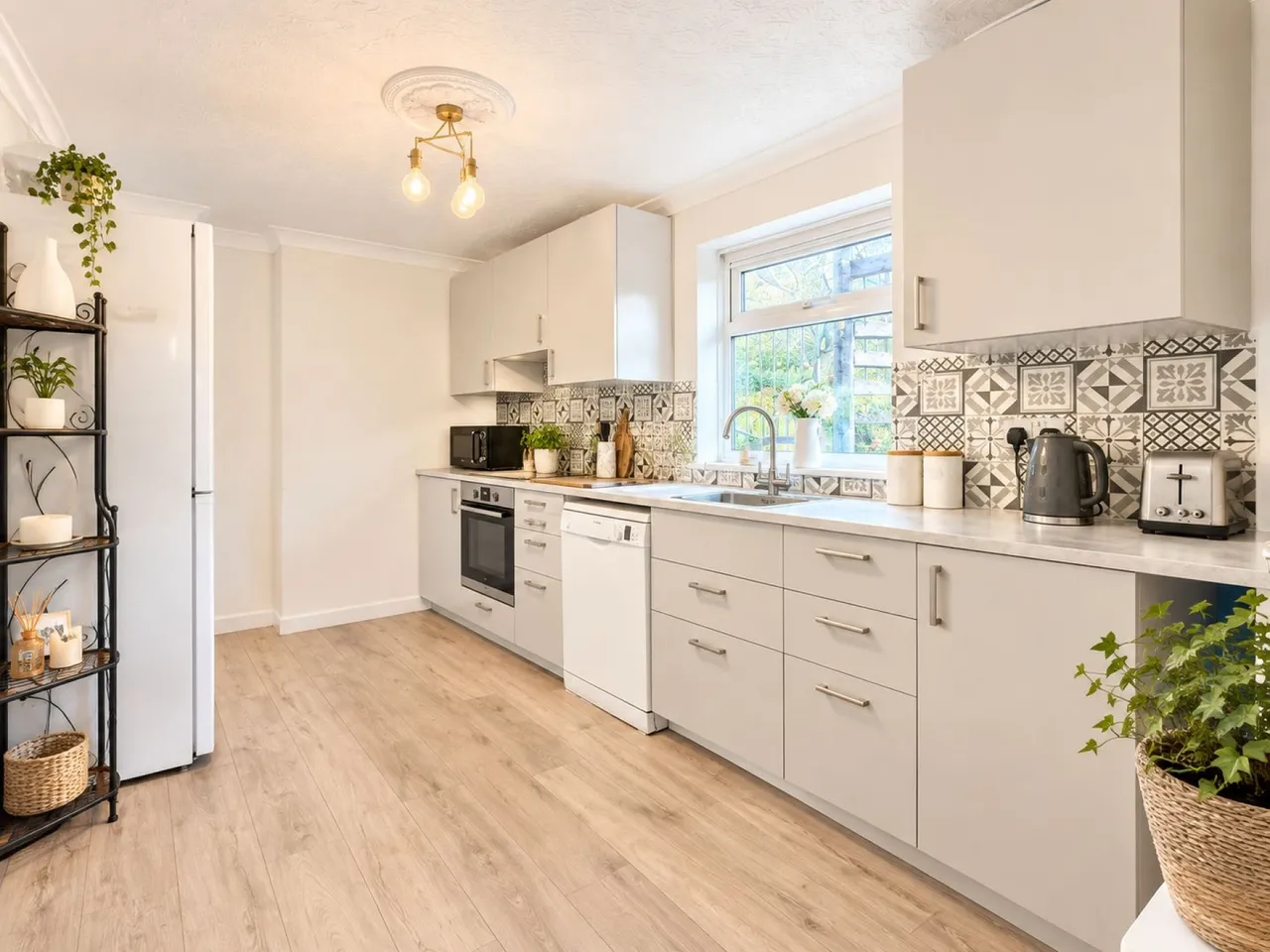 Sway, Lymington, SO41, photo 6