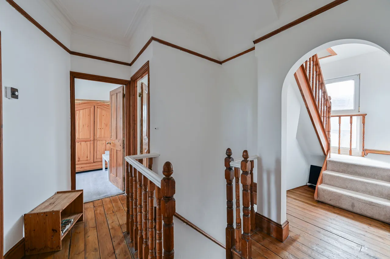 101a Radbourne Road, London, photo 8