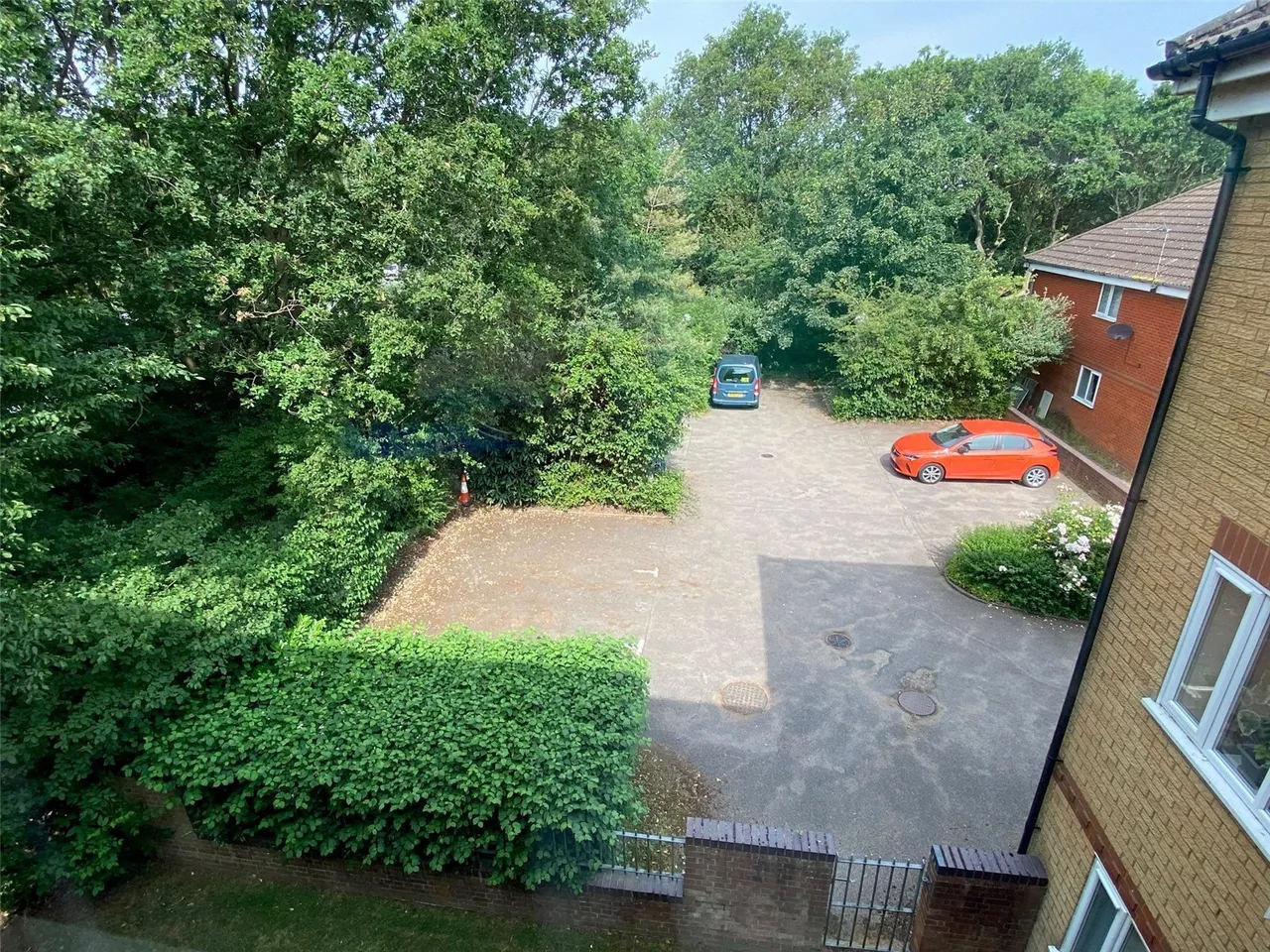 Mill Road Drive, Purdis Farm, Ipswich, Suffolk, IP3, photo 9