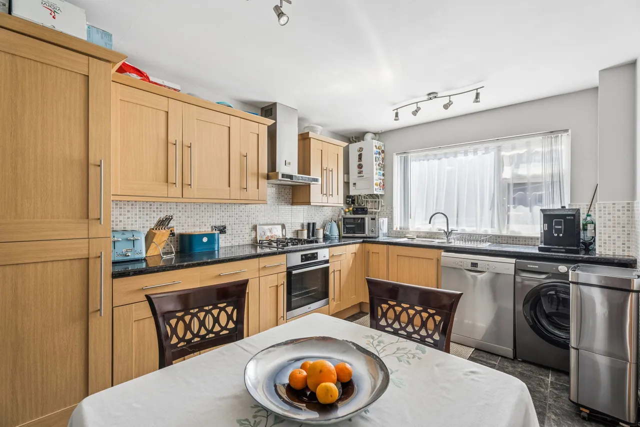 Spoondell, Dunstable, LU6, photo 2