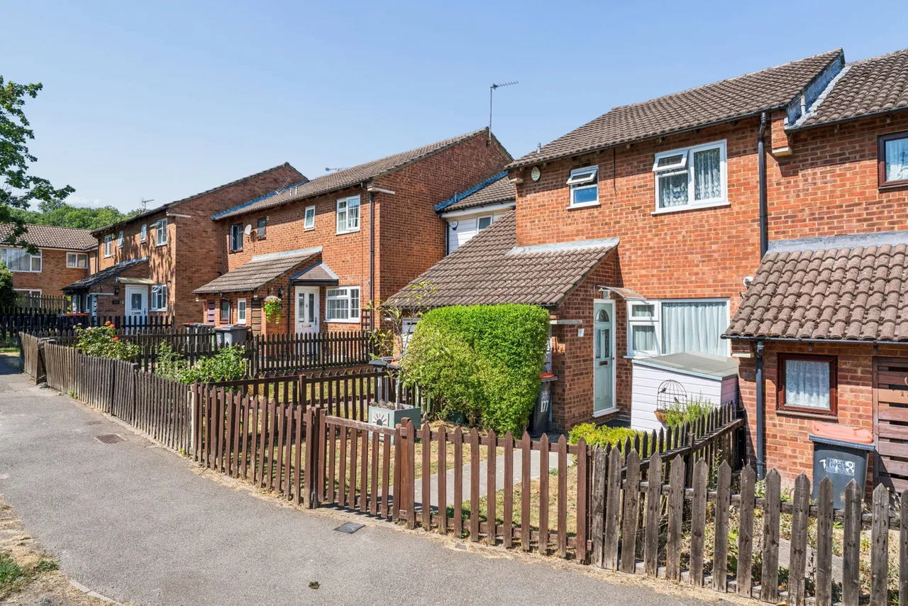 Spoondell, Dunstable, LU6, photo 20