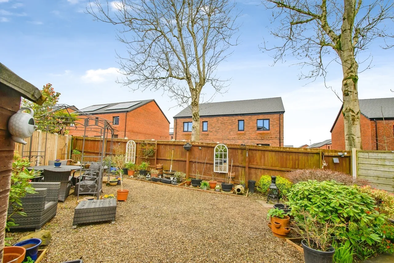 Quarry Pond Road, Worsley, Manchester, Greater Manchester, M28, photo 26