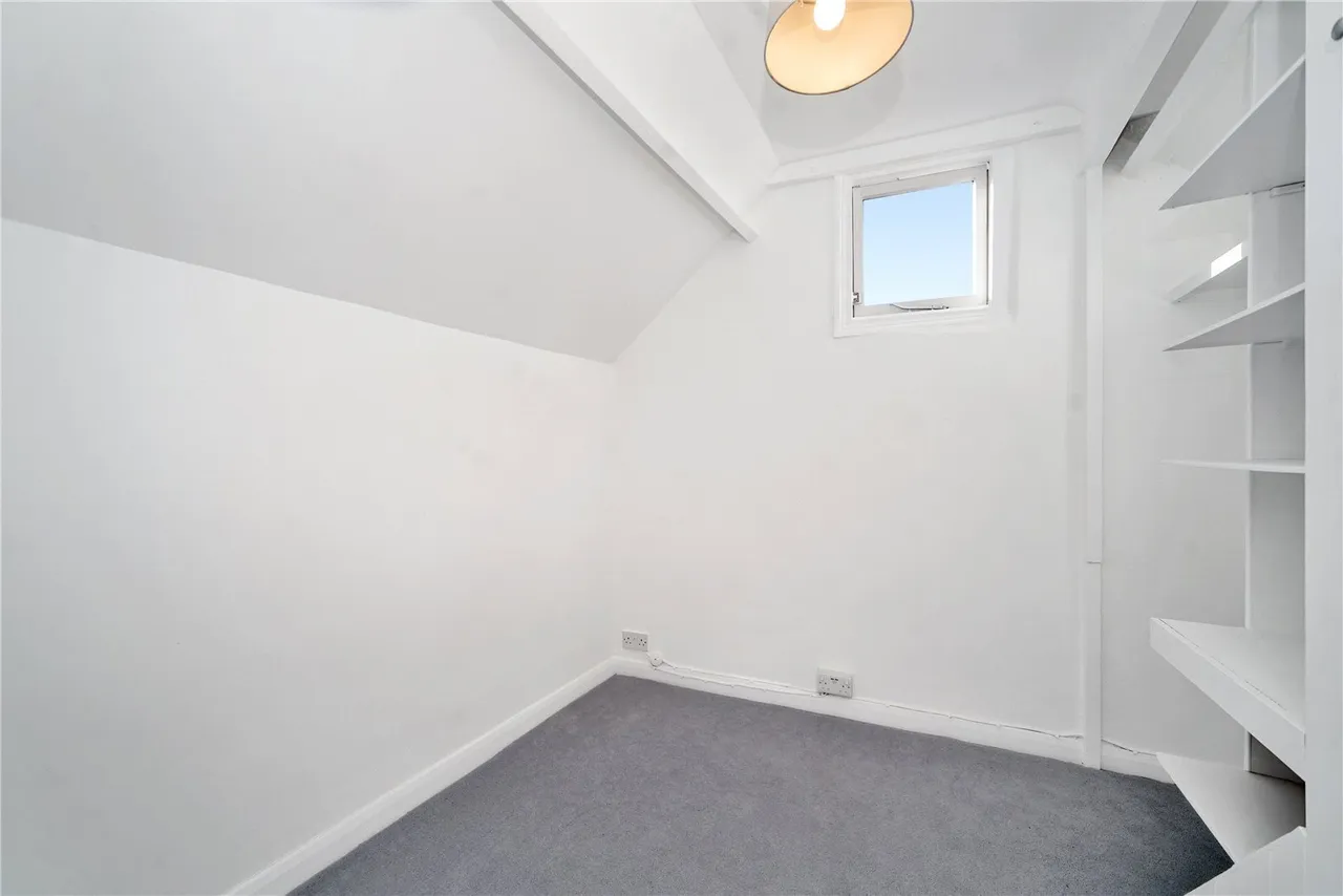 Ouseley Road, London, SW12, photo 8