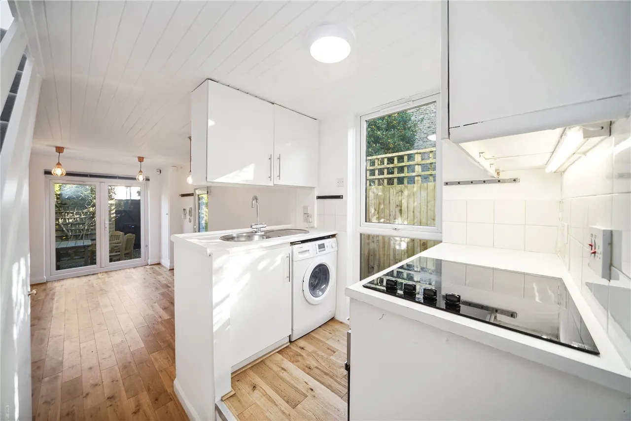 Ouseley Road, London, SW12, photo 4