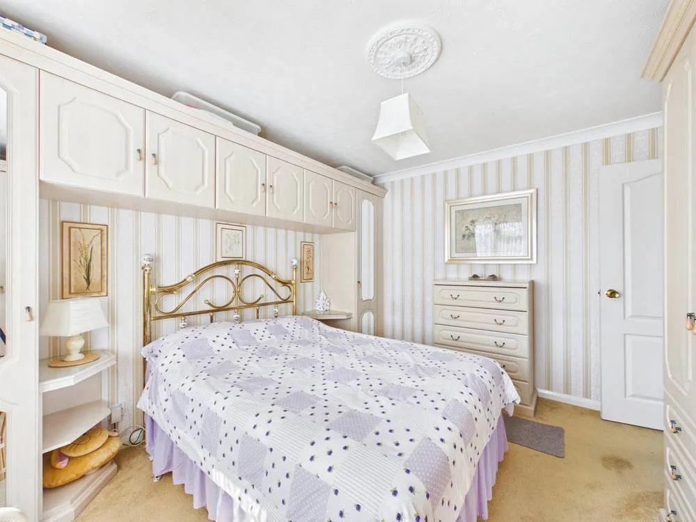 Capel Close, Trimley St. Martin, IP11, photo 8