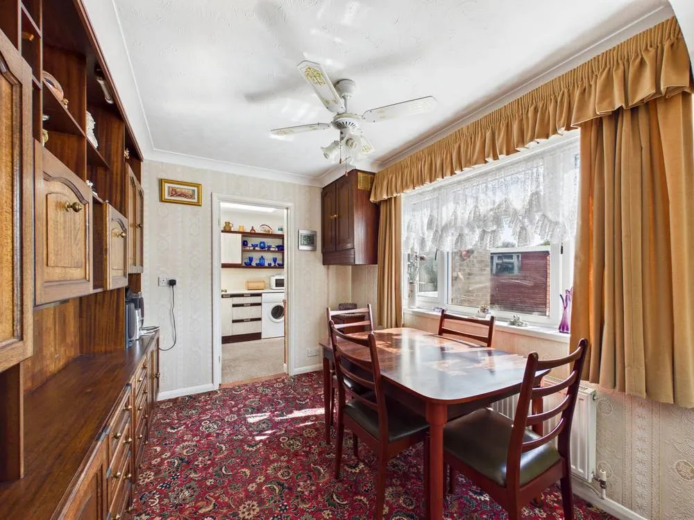Capel Close, Trimley St. Martin, IP11, photo 4