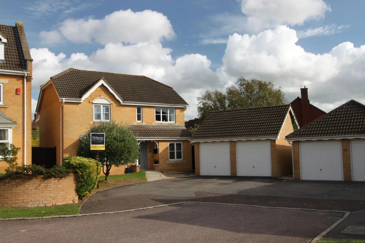 4 bed house for sale, Hester Wood, Yate