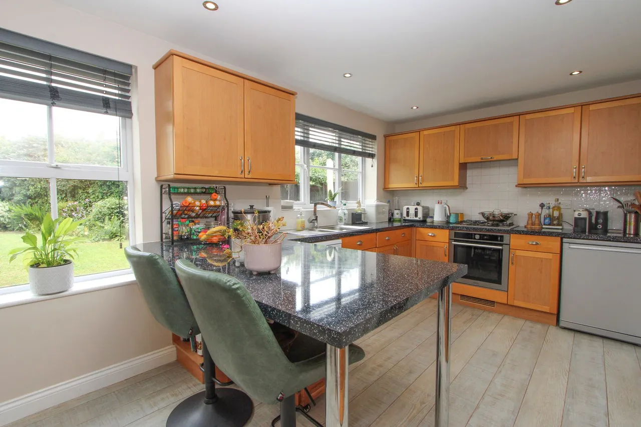 Hester Wood, Yate, photo 5