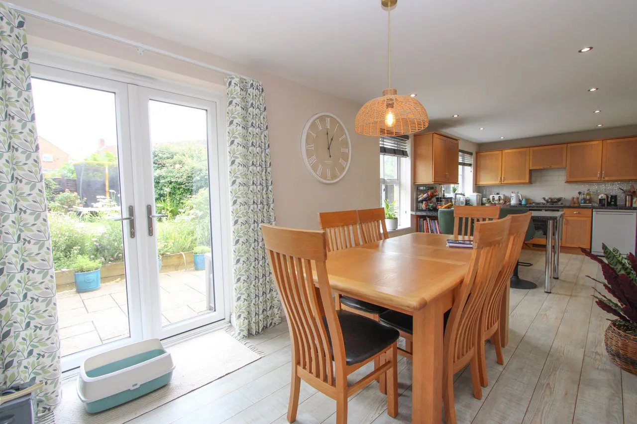 Hester Wood, Yate, photo 8
