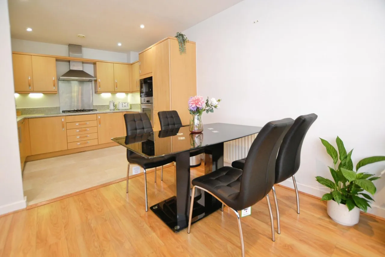 Western Harbour Terrace, Edinburgh, EH6, photo 5