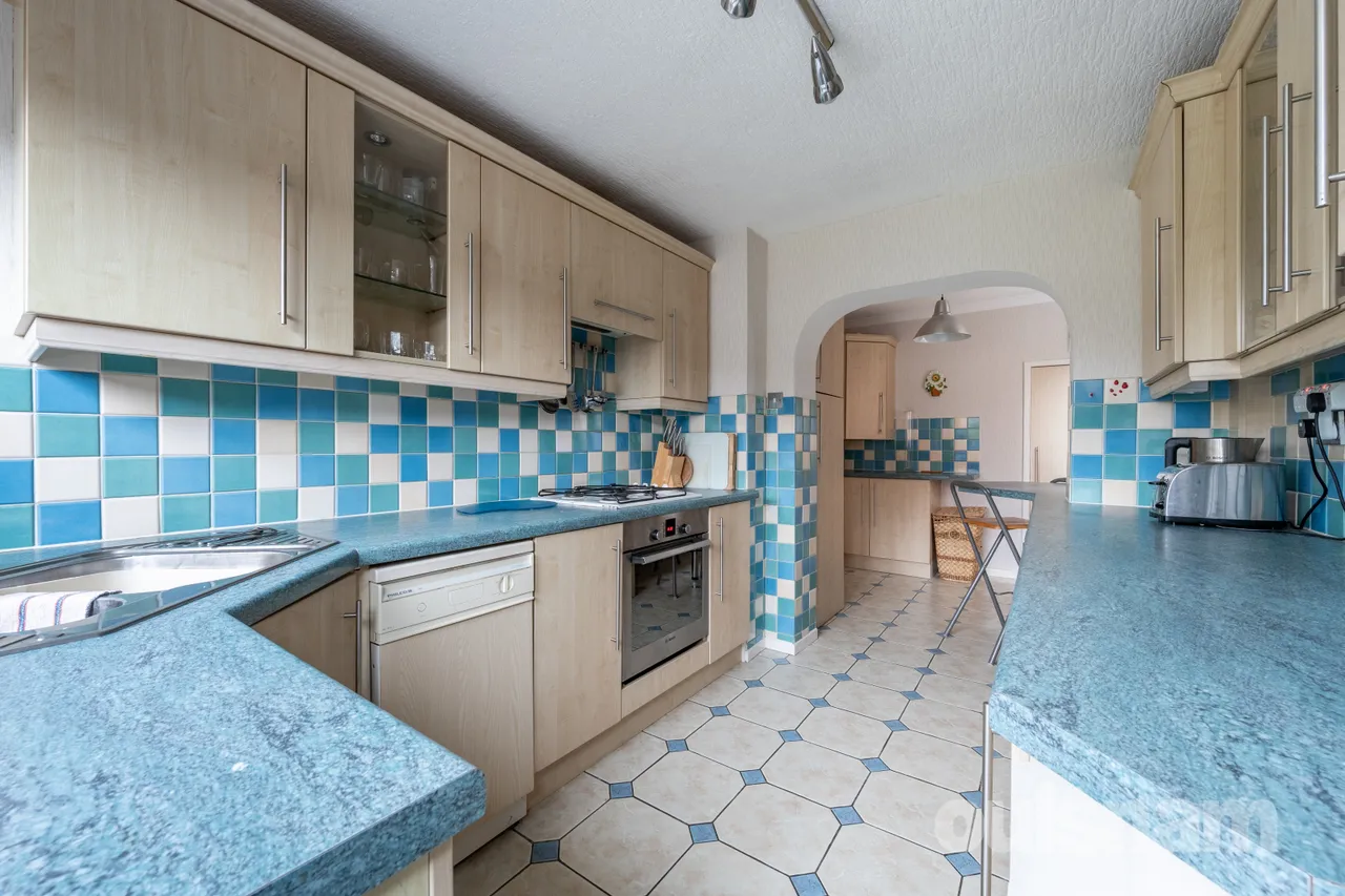 Somerset Drive, Longbridge, Birmingham, West Midlands, B31 4RA, photo 7