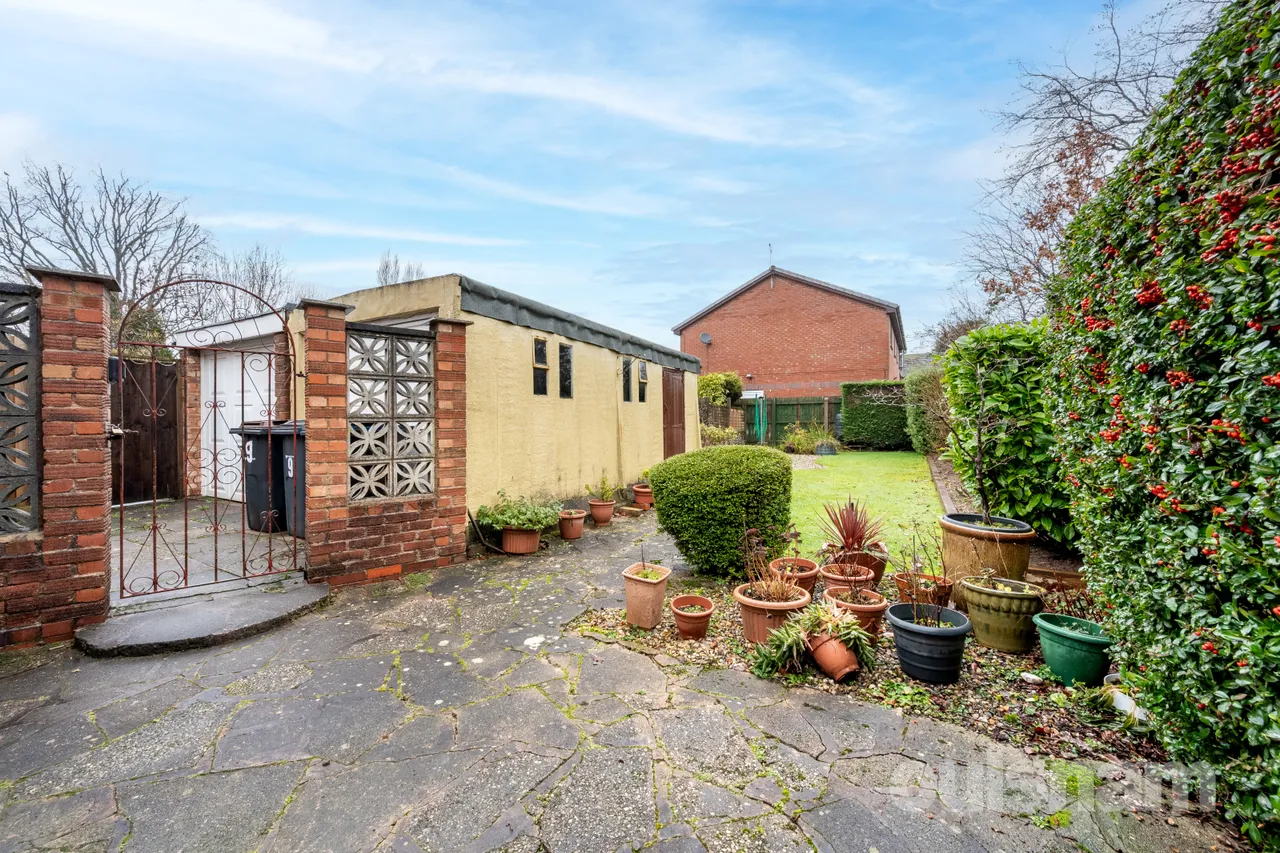 Somerset Drive, Longbridge, Birmingham, West Midlands, B31 4RA, photo 13