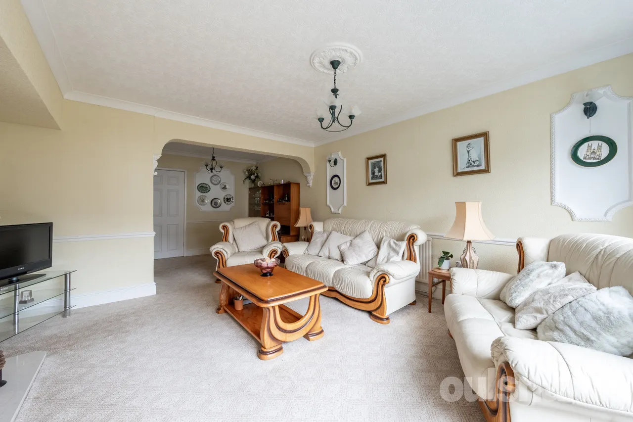 Somerset Drive, Longbridge, Birmingham, West Midlands, B31 4RA, photo 3