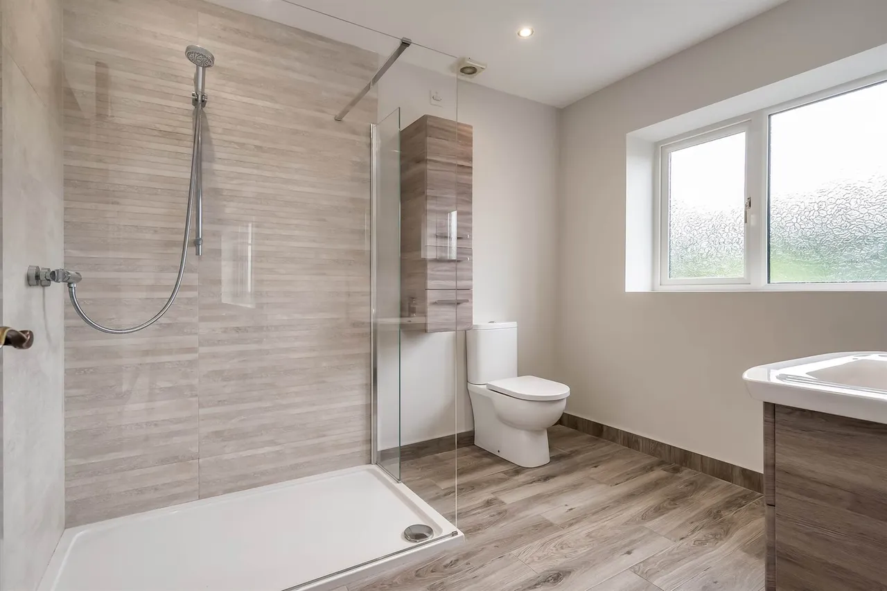 Hillsborough Road, Dromore, BT25, photo 14