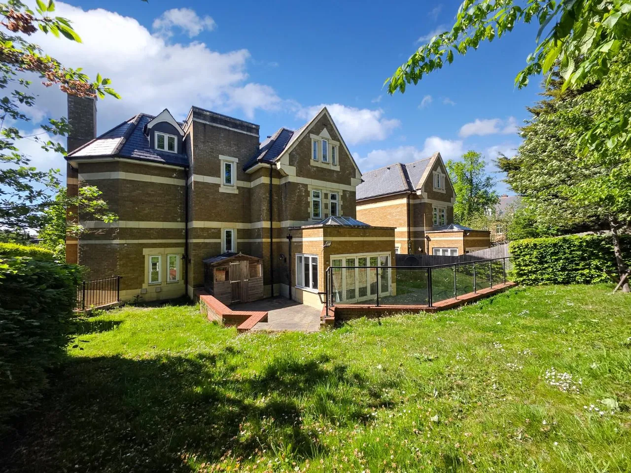 Havanna Drive, London, photo 7