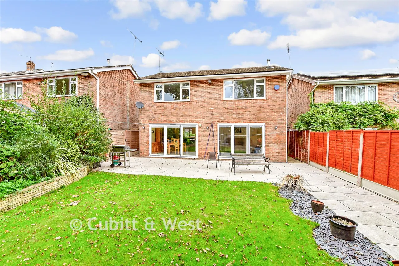 Bramley Close, Waterlooville, PO7, photo 13