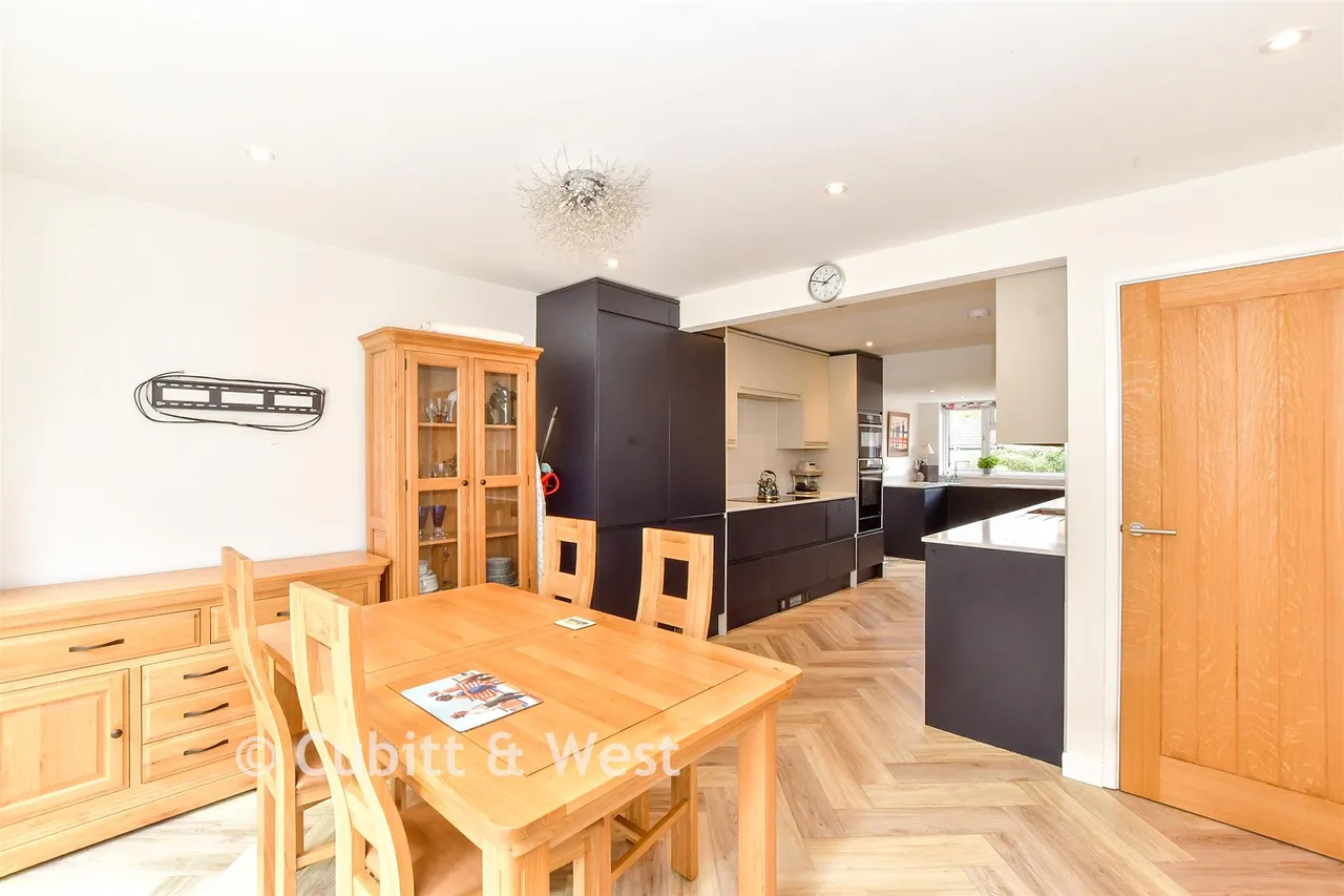 Bramley Close, Waterlooville, PO7, photo 4