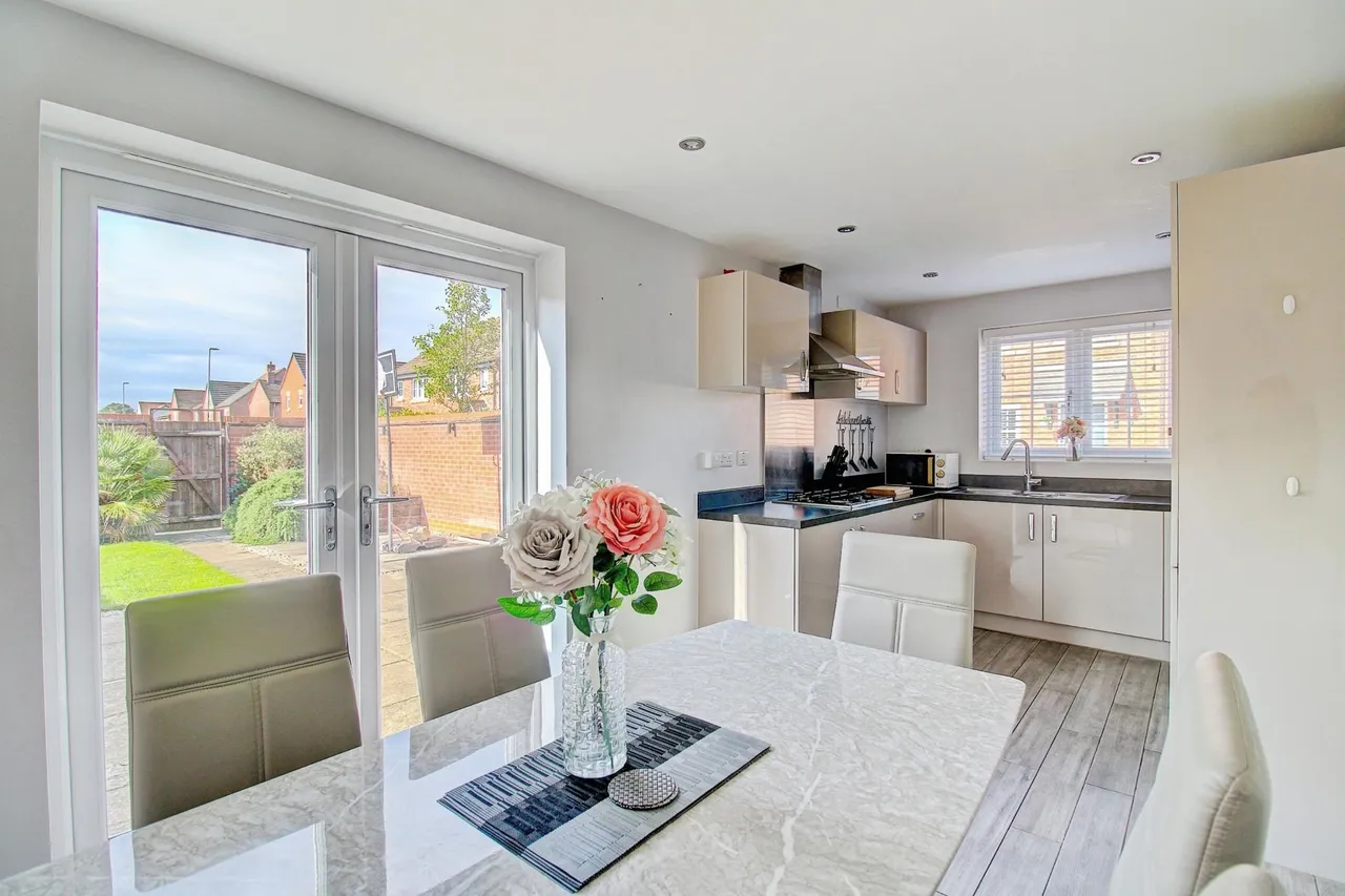 Poplar Road, Lichfield, WS13, photo 4