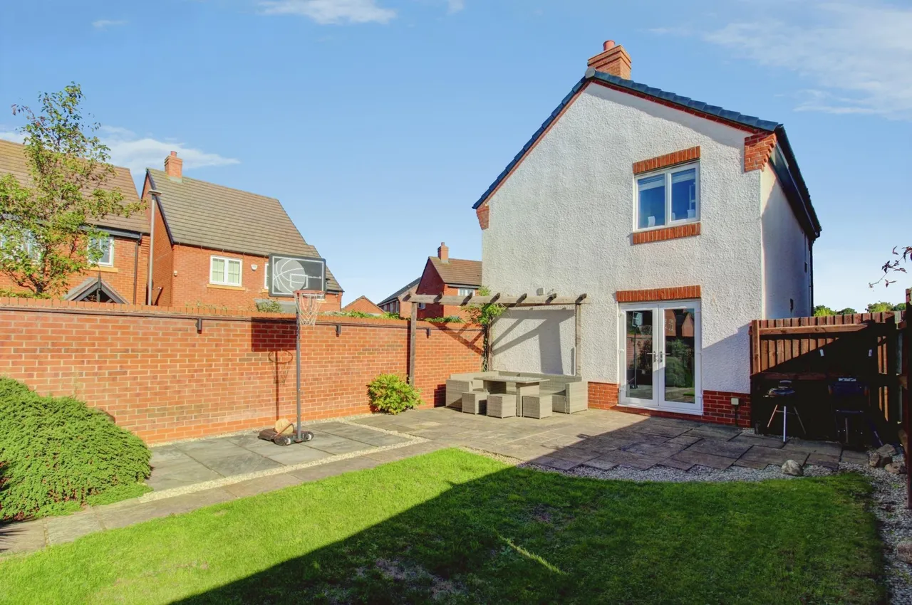 Poplar Road, Lichfield, WS13, photo 19