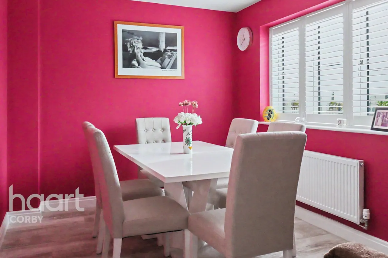 London Road, Corby, NN17, photo 8