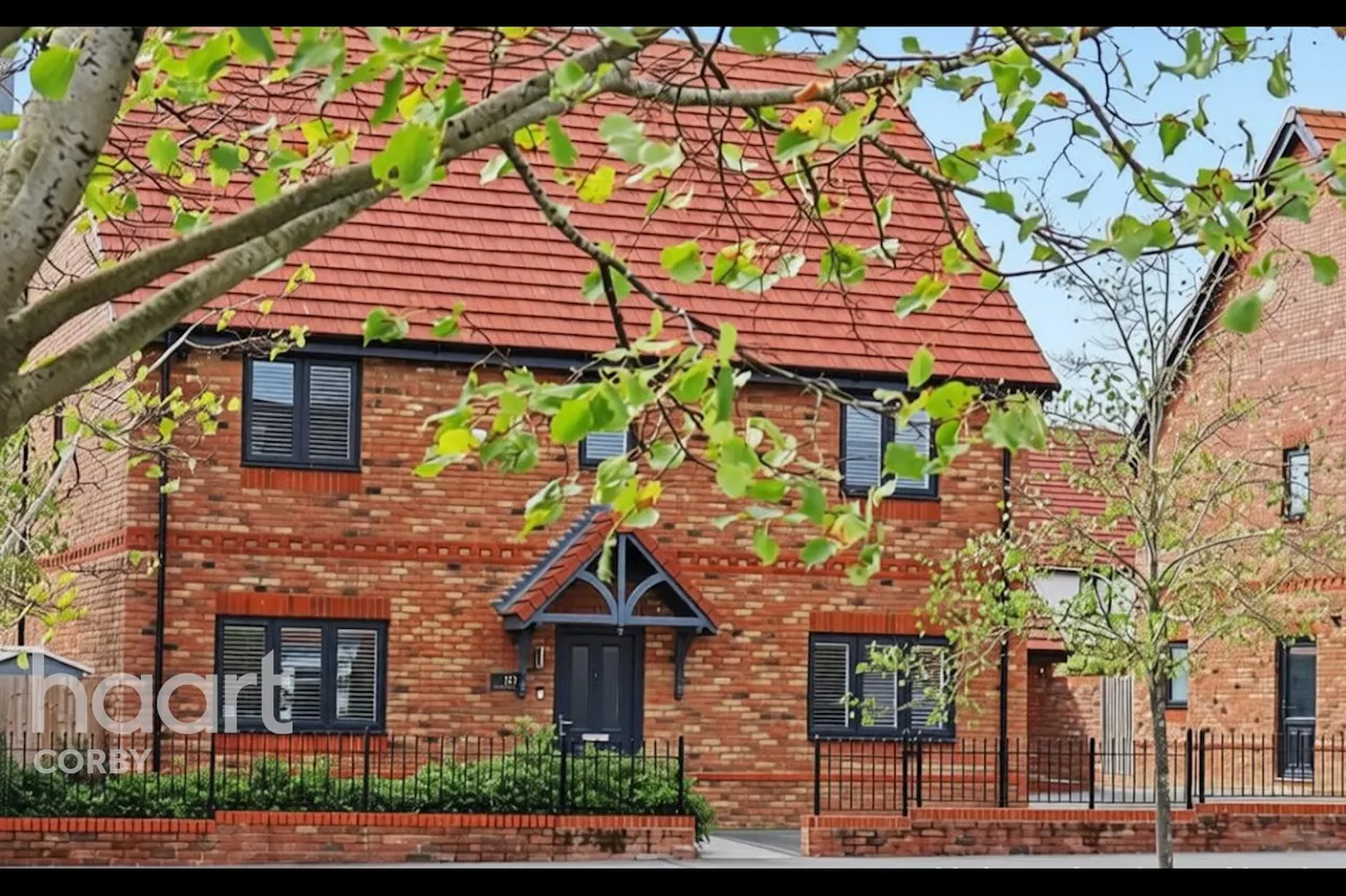 London Road, Corby, NN17, photo 2