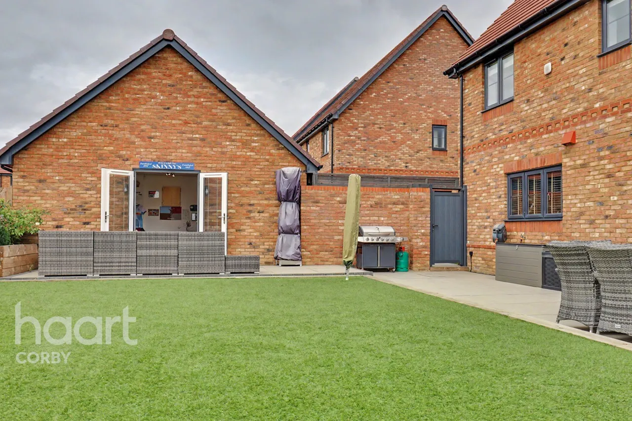 London Road, Corby, NN17, photo 30