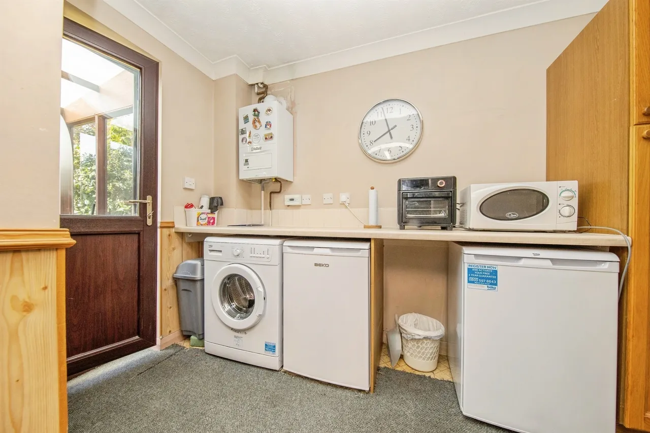 Aspen Way, Little Oakley, Harwich, photo 9