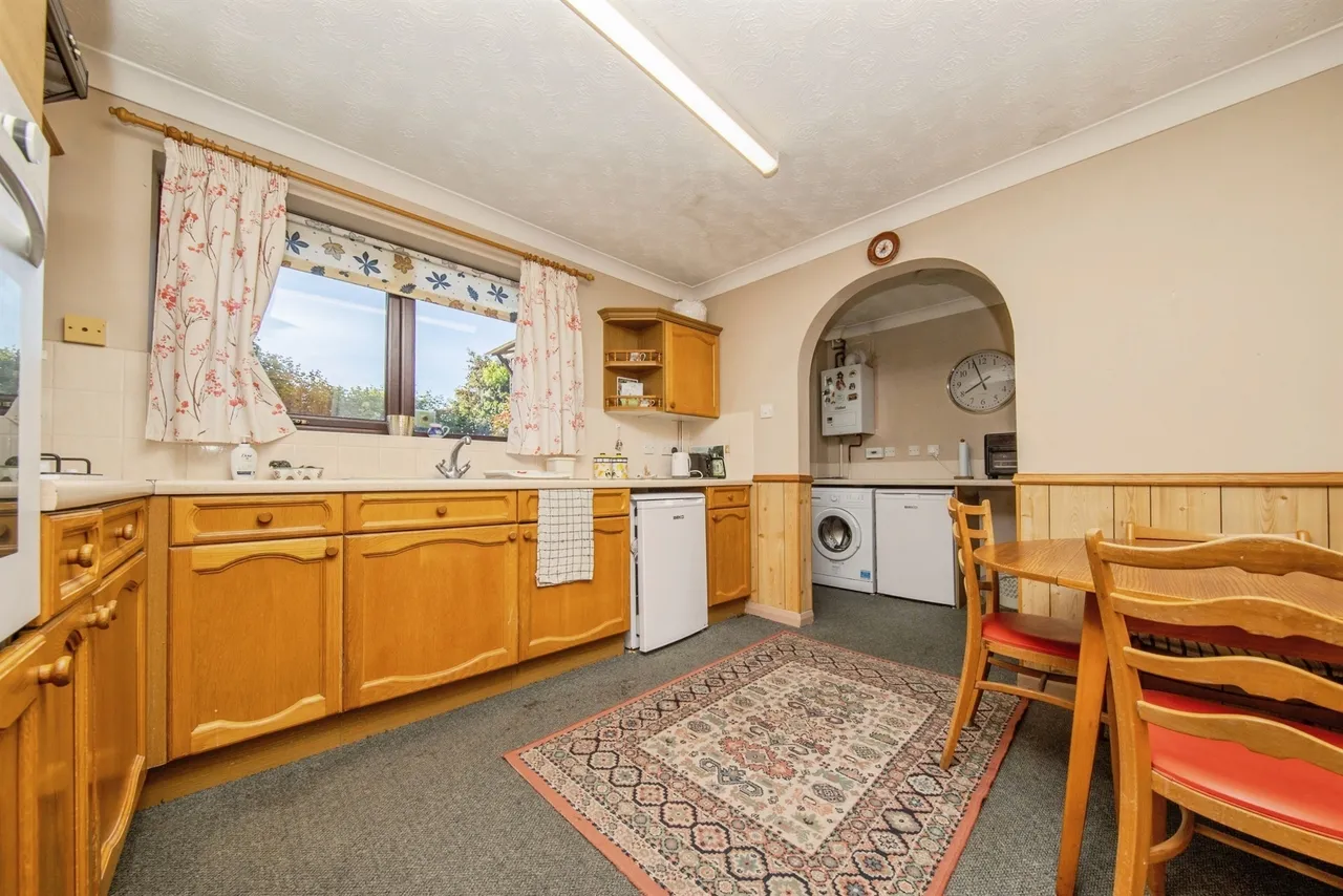 Aspen Way, Little Oakley, Harwich, photo 4