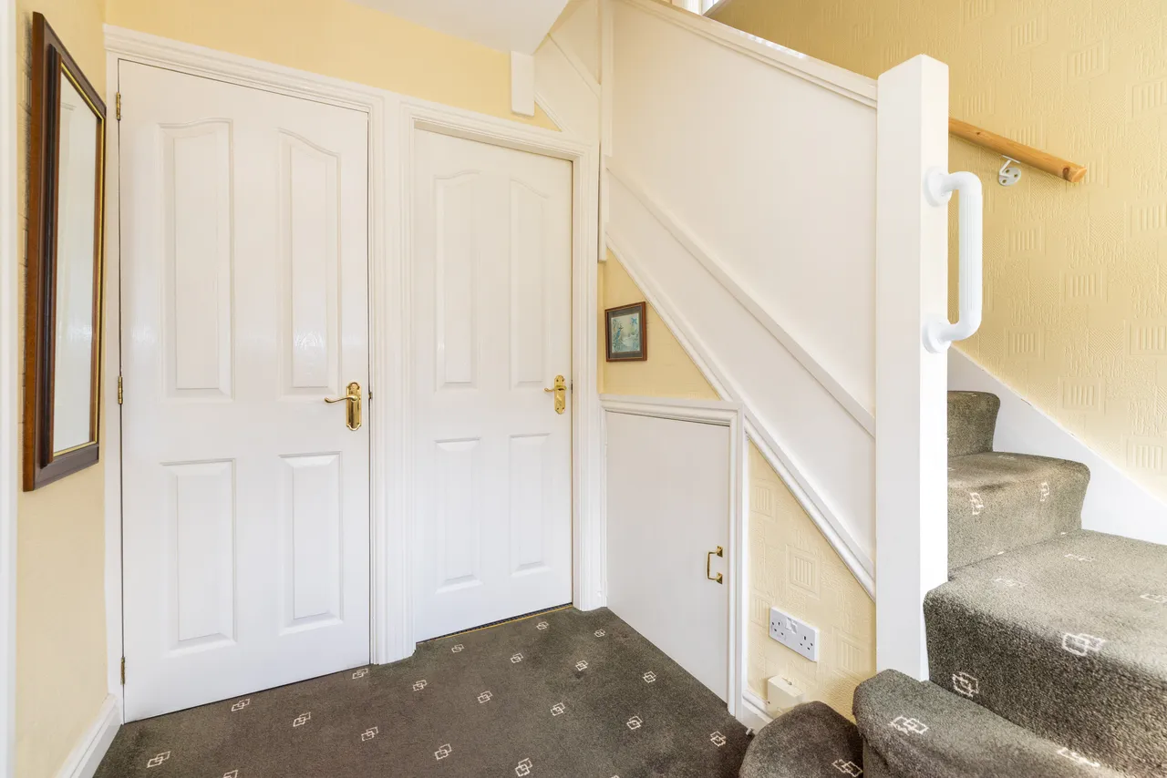 Greenford Close, Wigan, WN5, photo 8