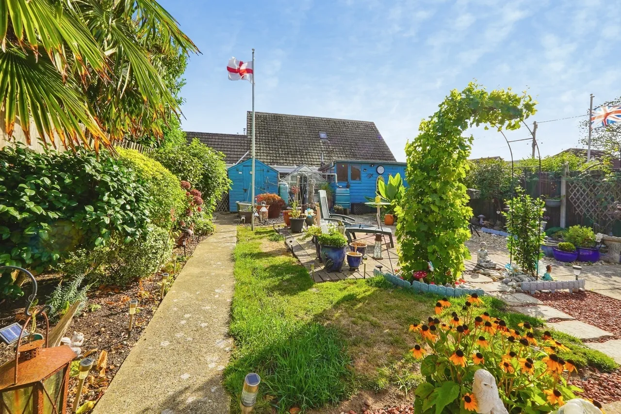 Seaway Gardens, St Mary's Bay, Kent, TN29, photo 11