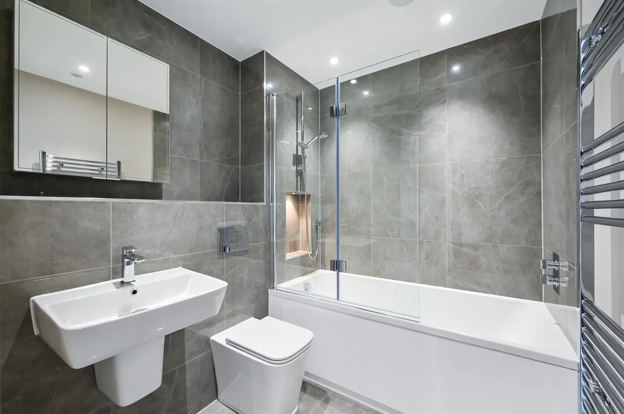 Berrymede Road, London, photo 6