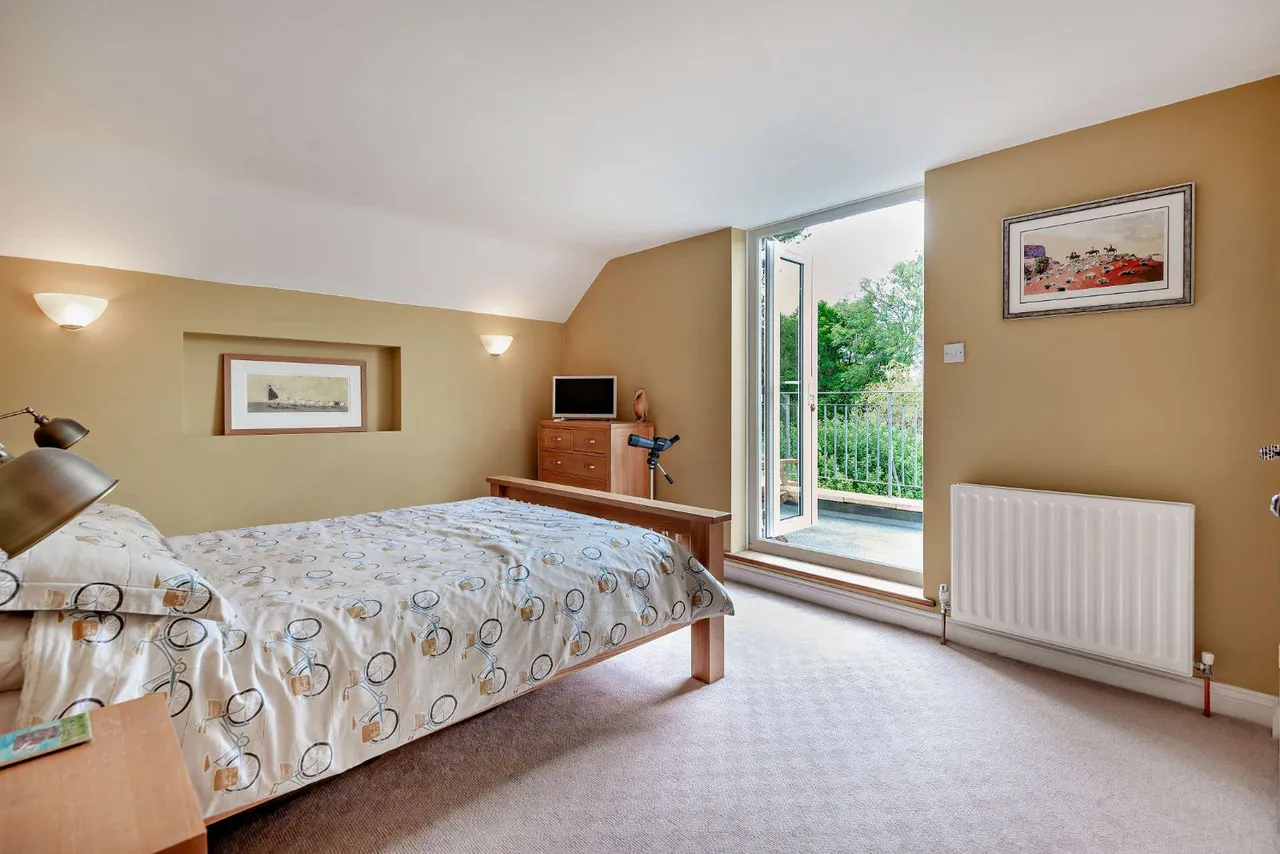 Bishops Green, Newbury, RG20, photo 15