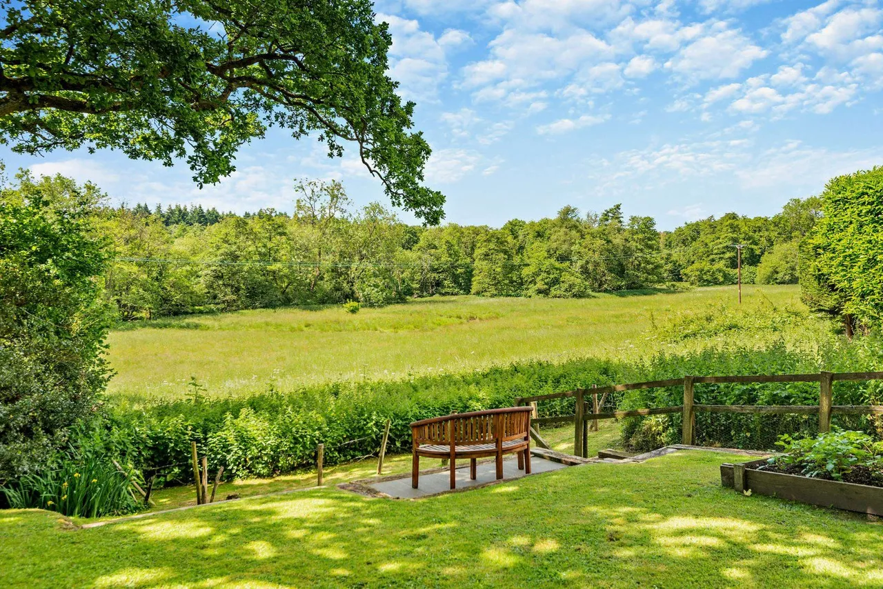 Bishops Green, Newbury, RG20, photo 18