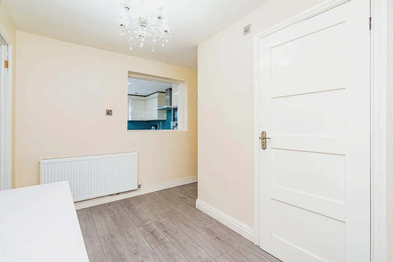 Aintree Way, Dudley, photo 12